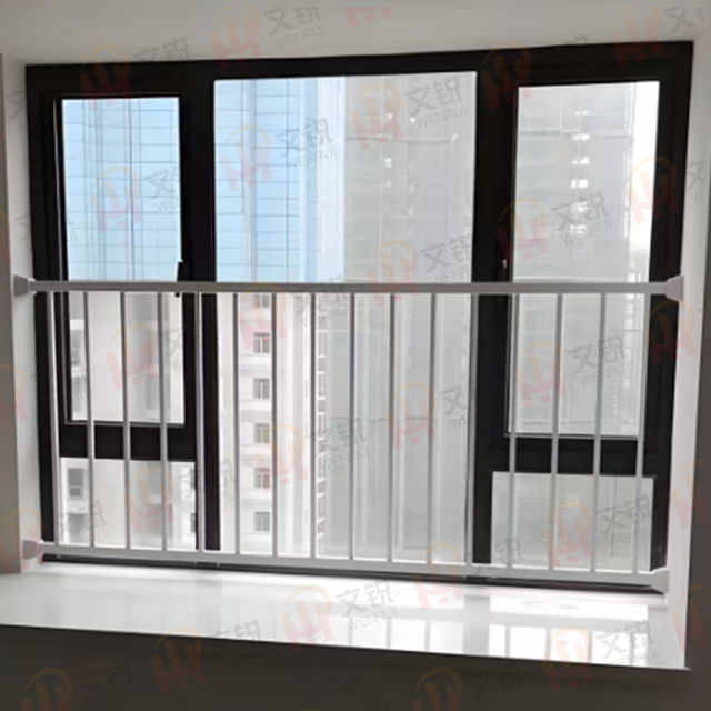 Bay Window Guardrail