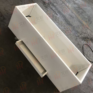 Metal Planter Box With Water Tray